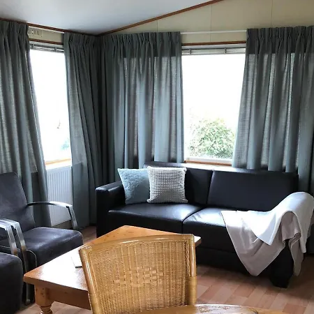 Snug Holiday In With Terrace * הושורסט